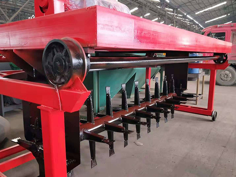 有机肥生产设备翻堆机